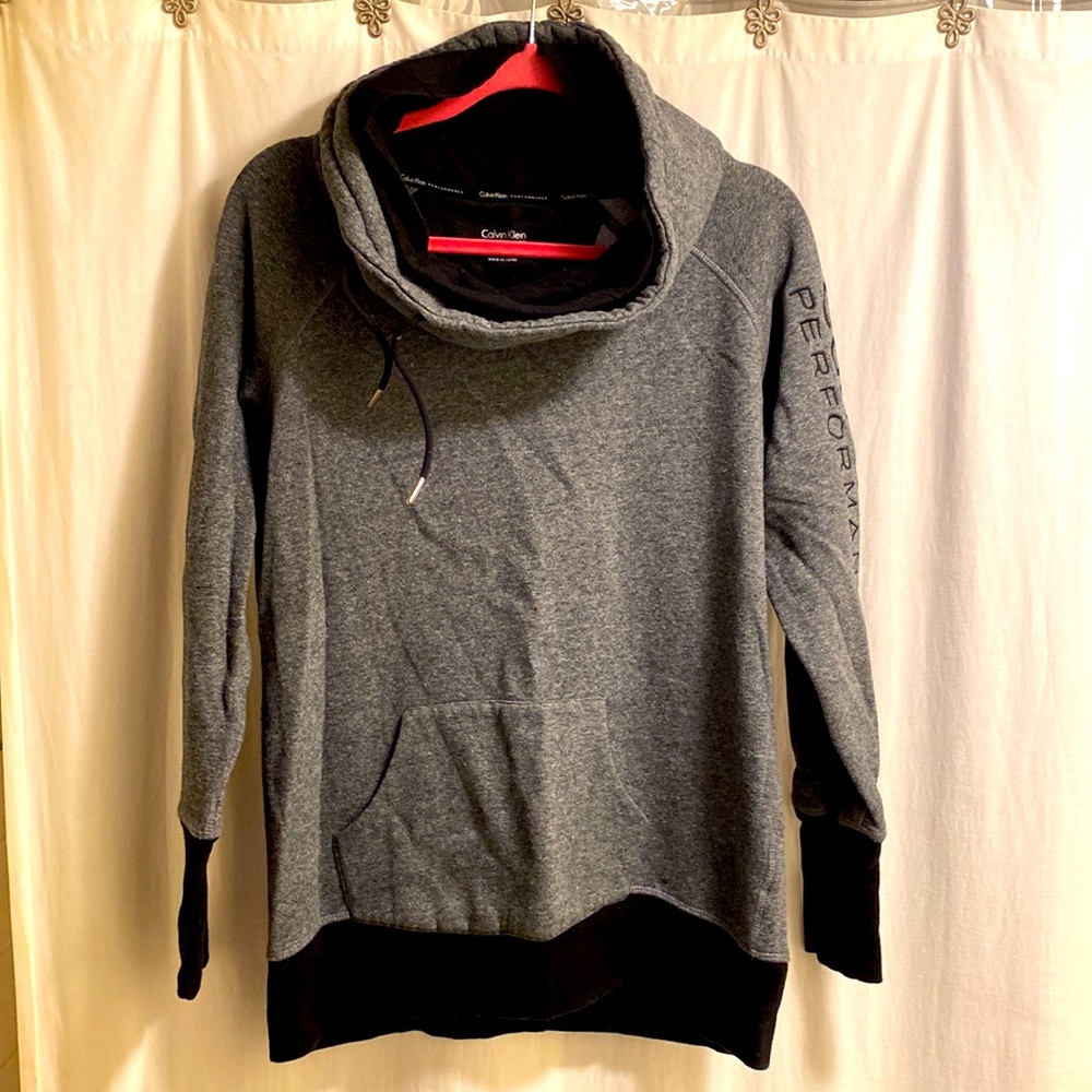 Size Large Calvin Klein performance women’s sweatshirt